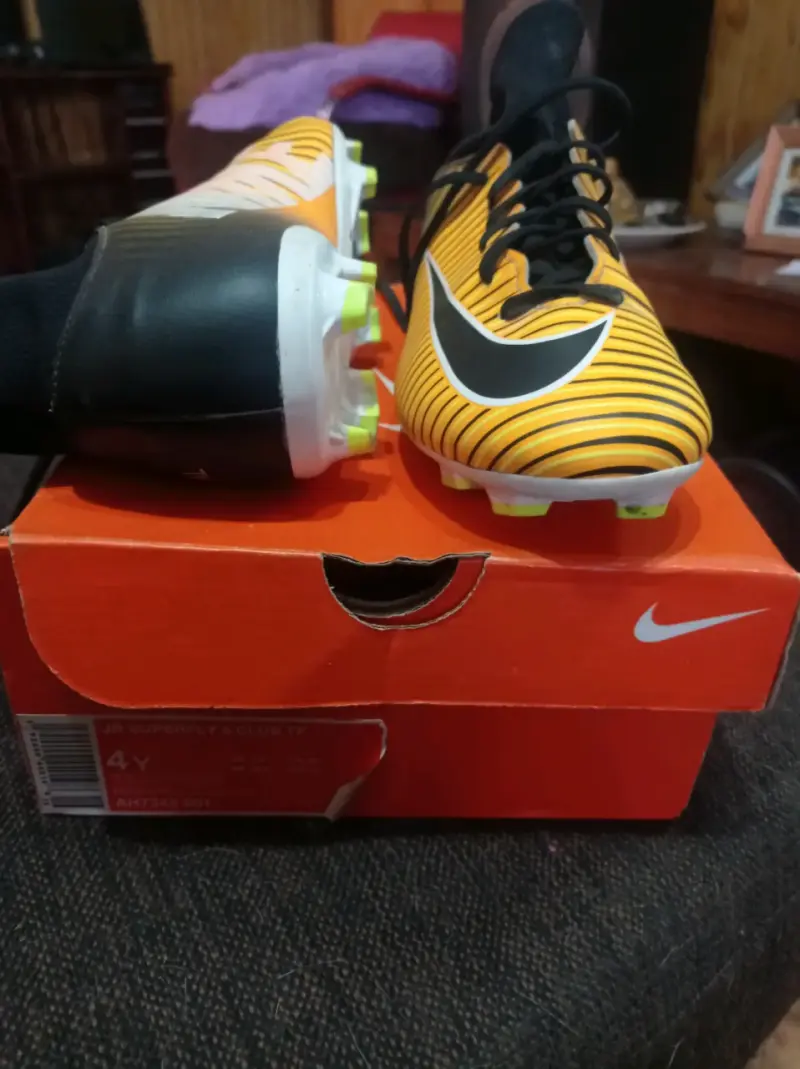 Botines de fútbol Nike Mercurial amarillos - 5