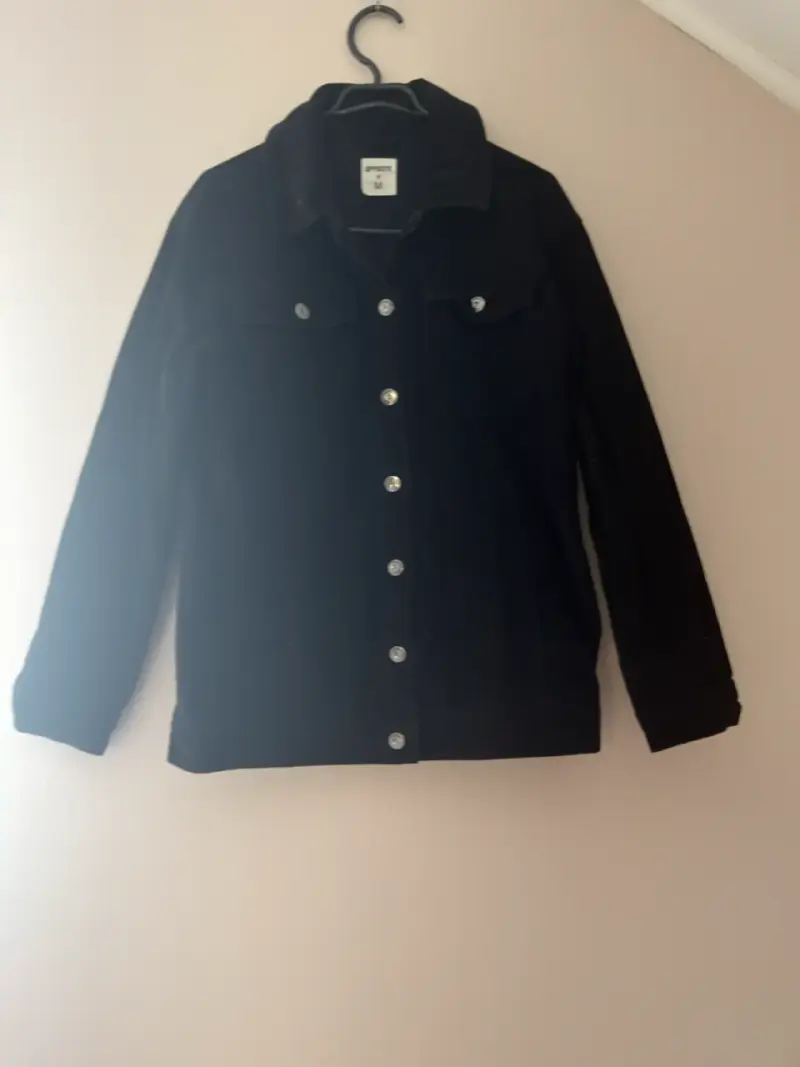 Chaqueta negra de mujer - 1