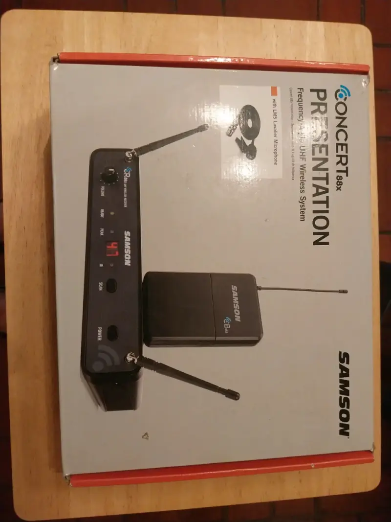 Sistema de micrófono inalámbrico Samson CR88x - 2