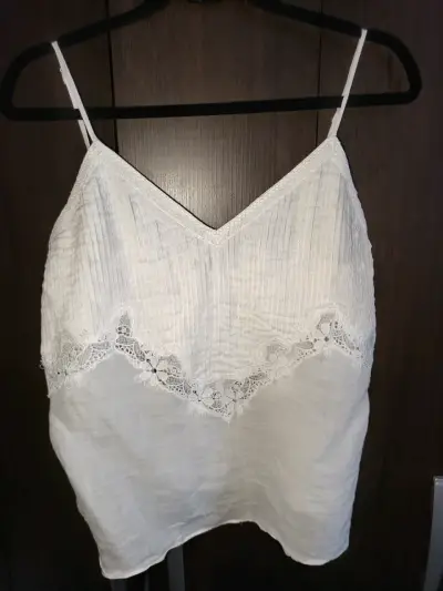 Blusa de tirantes blanca con encaje Zara - miniatura 1