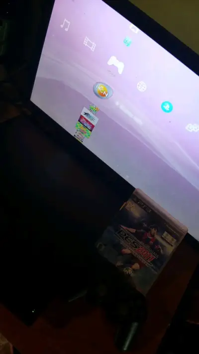 Consola PS3 con control y juego incluido - miniatura 2