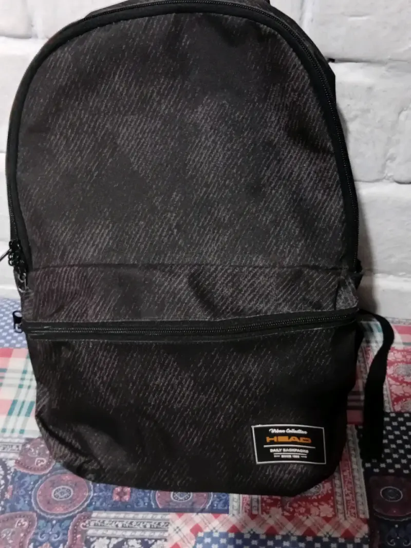 Mochila negra Head y mochila Bubba - 2