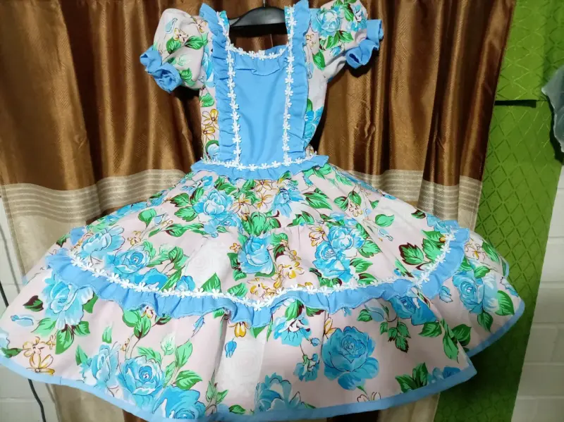 Vestido de Huasa infantil floral azul con volantes - 1