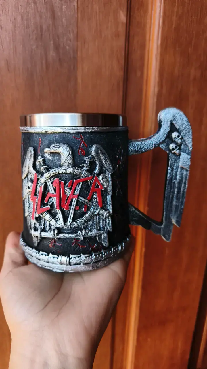 Taza decorativa Slayer con diseño gótico - 1