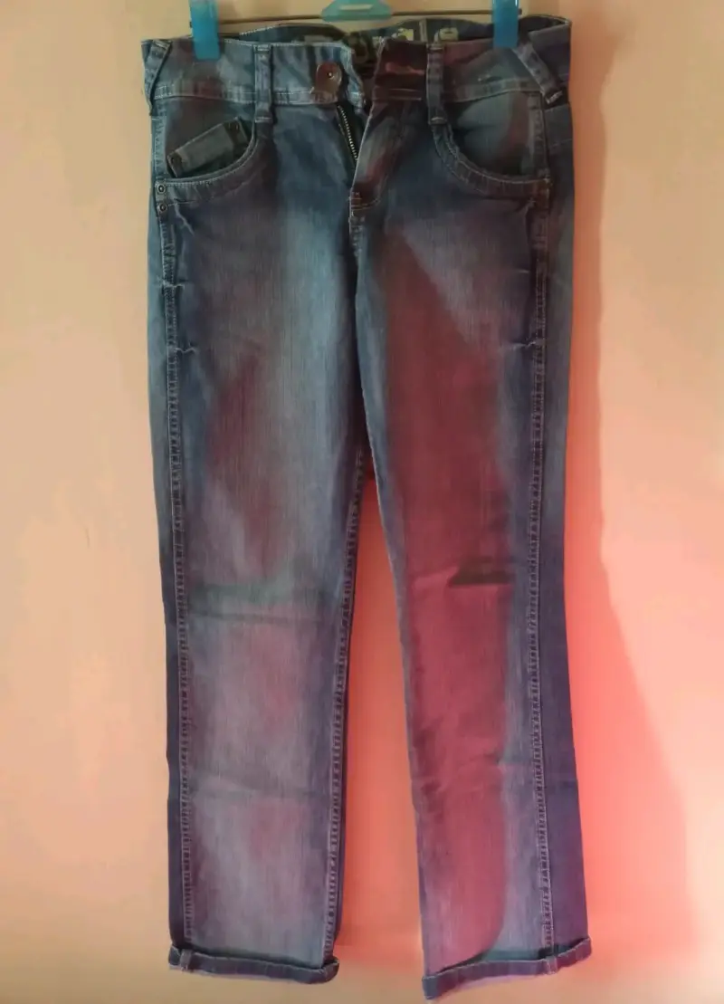 Jeans de mezclilla para mujer estilo acampanado - 2