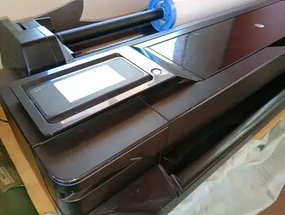 Impresora HP Designjet T520 de gran formato - miniatura 4