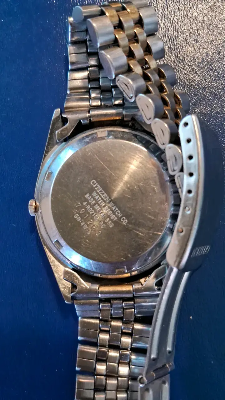 Reloj automático Citizen de acero bicolor - 2