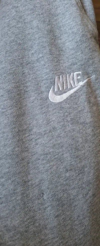 Buzo deportivo gris Nike talla L Niño (12-14) - miniatura 3