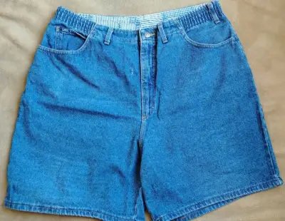 Shorts de mezclilla Lee talla 48 - miniatura 2