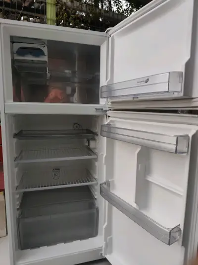 Refrigerador Fensa de dos puertas en buen estado - miniatura 2