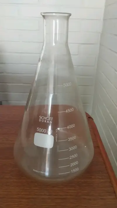 Matraz Erlenmeyer Schott Duran 5000 ml - miniatura 2