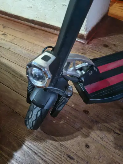 Scooter eléctrico plegable con luz LED - miniatura 3