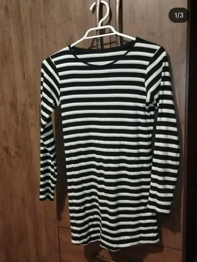 Vestido de rayas blanco y negro manga larga - miniatura 1