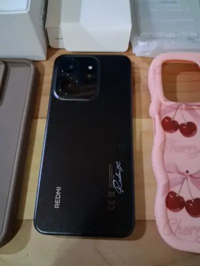 Smartphone Redmi 15c 5 meses de uso - miniatura 4