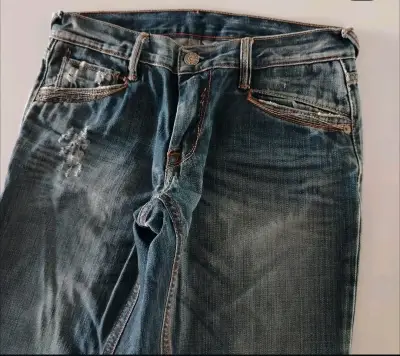 Jeans estilo  desgastado - miniatura 2