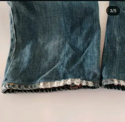 Jeans estilo  desgastado - miniatura 3