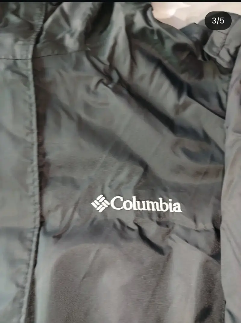 Chaqueta cortaviento Columbia negra con capucha - 3