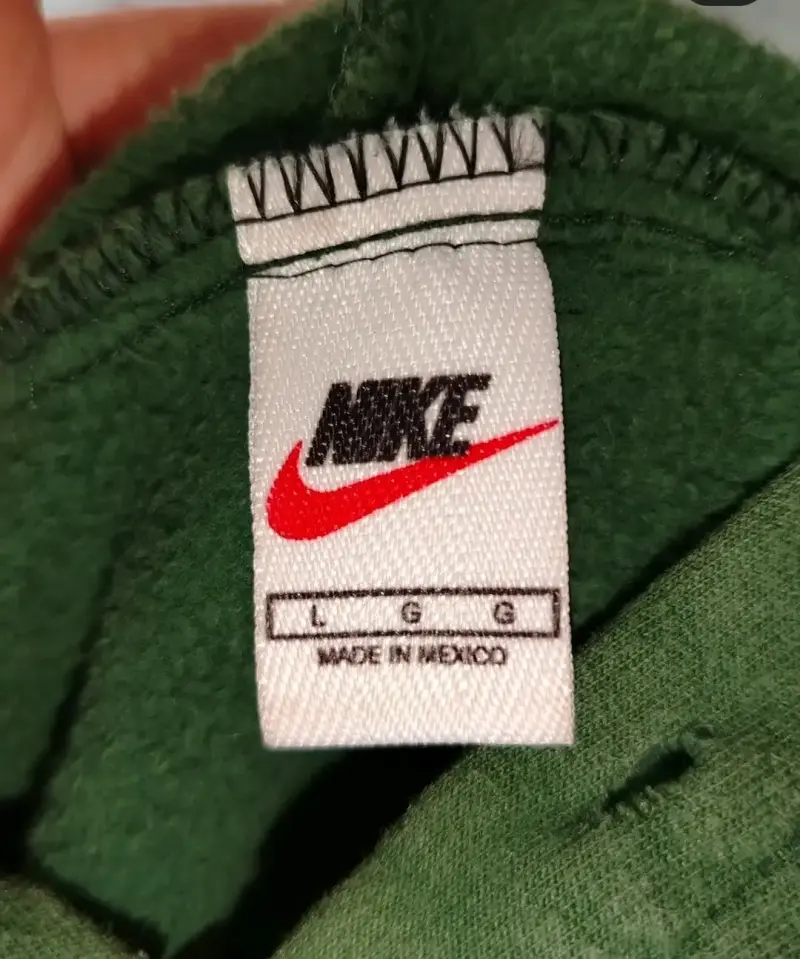 Polerón verde con capucha Nike para hombre - 5