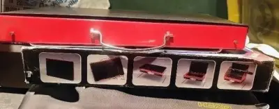 Parrilla Portátil Plegable para Asados - miniatura 3
