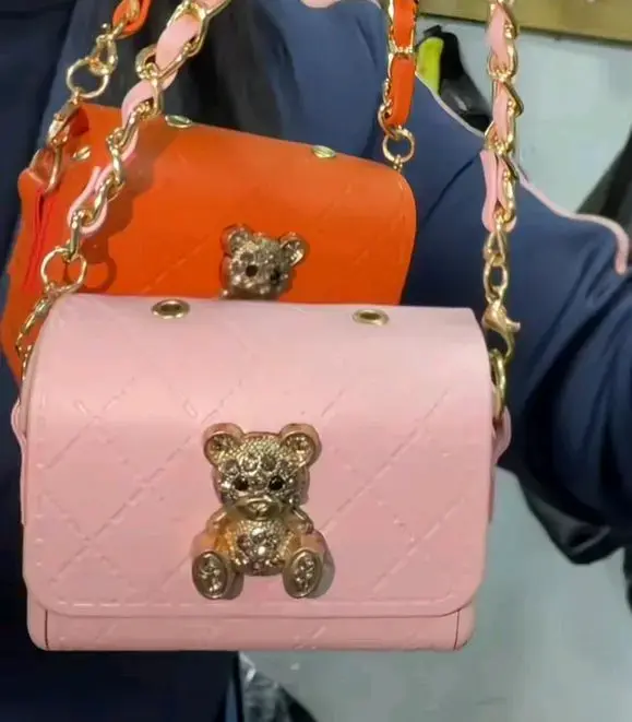 Cartera de mano audífonos