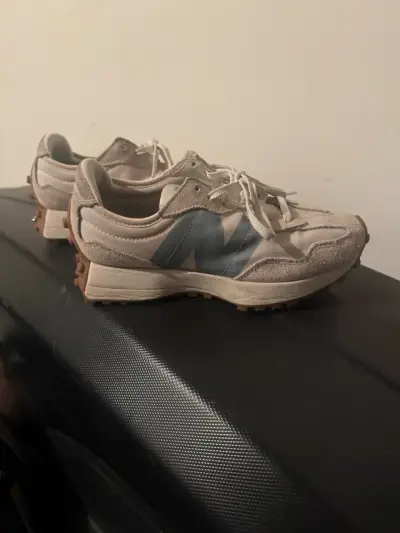 Zapatillas New Balance 327 beige talla 37 - miniatura 1