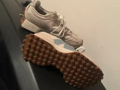 Zapatillas New Balance 327 beige talla 37 - miniatura 4