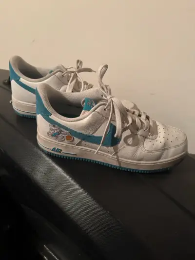 Zapatillas Nike Air Force 1 edición Looney Tunes - miniatura 1