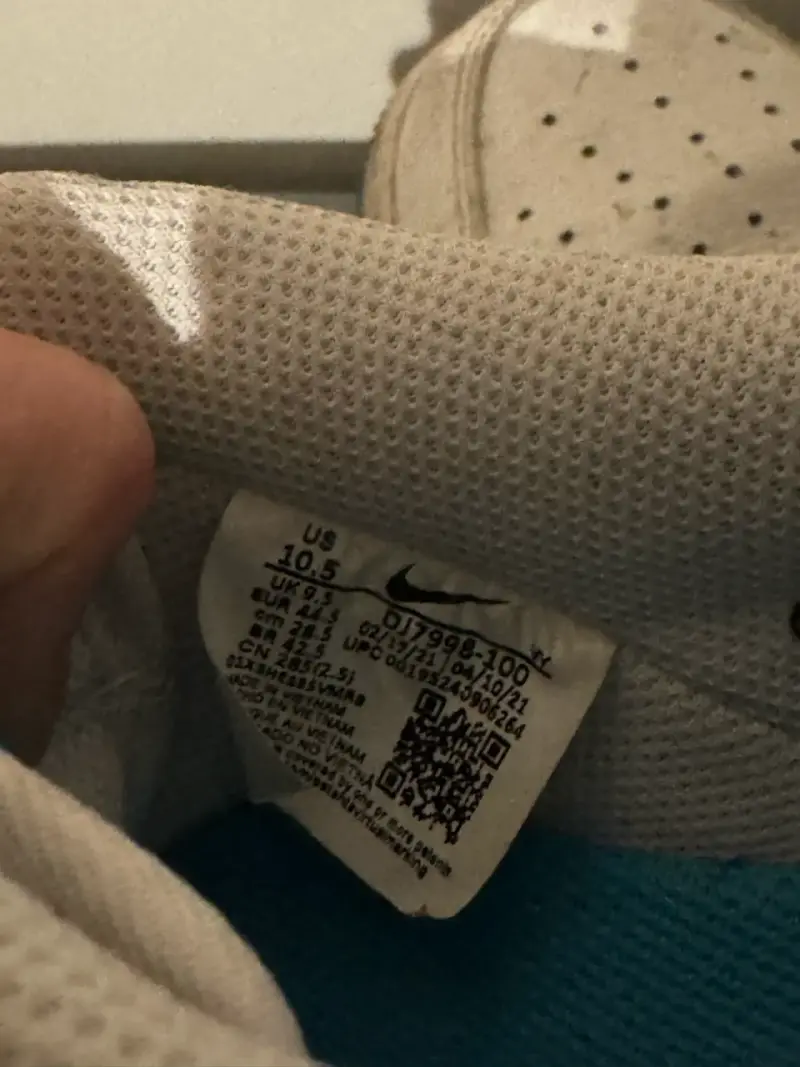 Zapatillas Nike Air Force 1 edición Looney Tunes - 3
