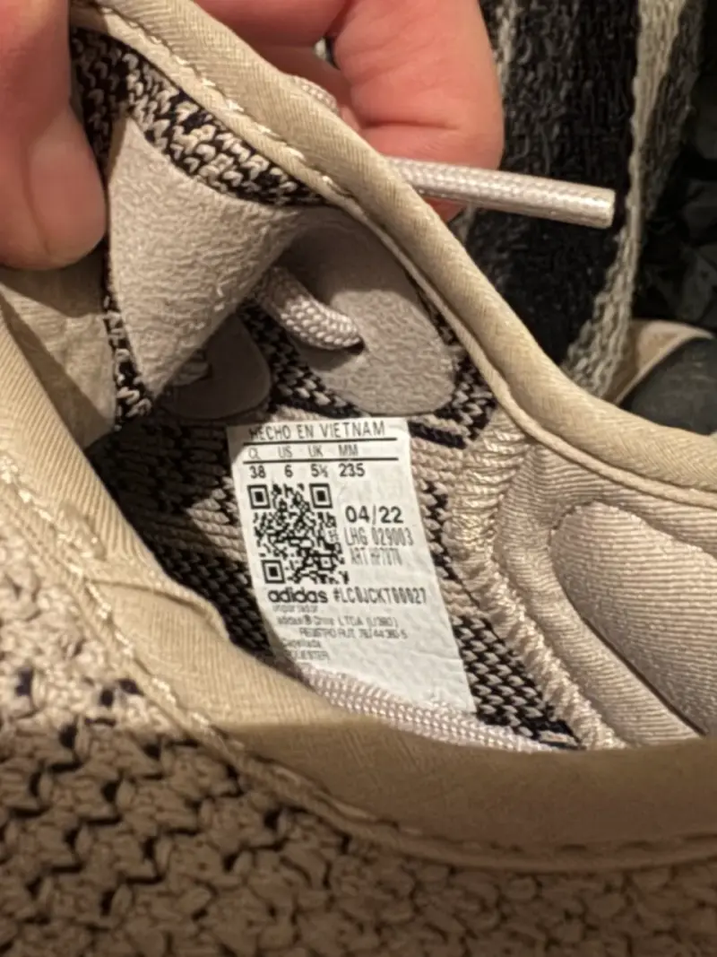 Zapatillas Adidas Yeezy Boost 350 V2 beige - 2