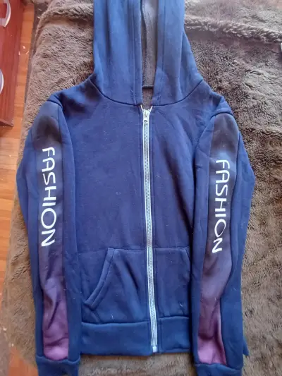 Polerón con capucha azul marino unisex - miniatura 1