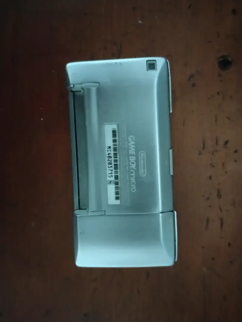 Consola portátil Game Boy Micro edición floral - 3