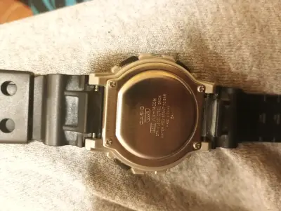 Reloj digital Casio resistente al agua - miniatura 3