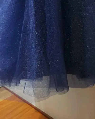 Vestido de fiesta largo azul con lentejuelas - miniatura 4