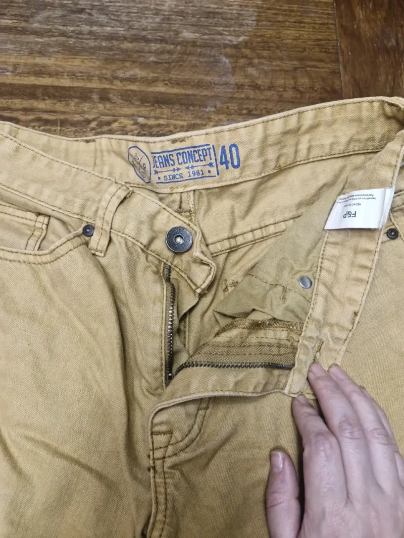 Bermudas de mezclilla beige para hombre talla 40 - 2