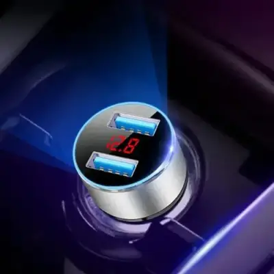 Cargador USB para auto con doble puerto y pantalla LED - miniatura 4