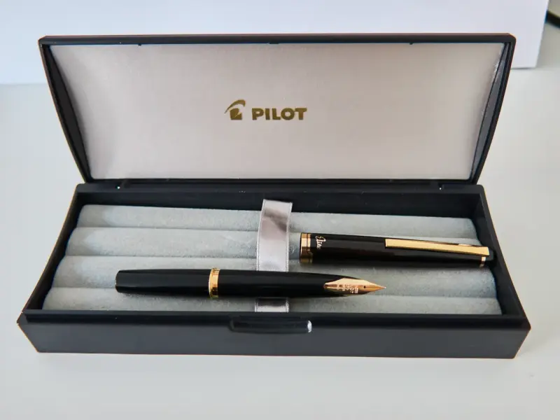 Pluma estilográfica Pilot Elite 95S - 2