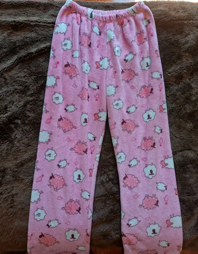 Pijama polar infantil rosa con ovejas - 2