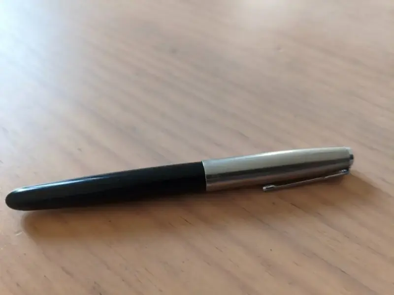 Parker 51, años 50, made in england, plumin de oro - 1