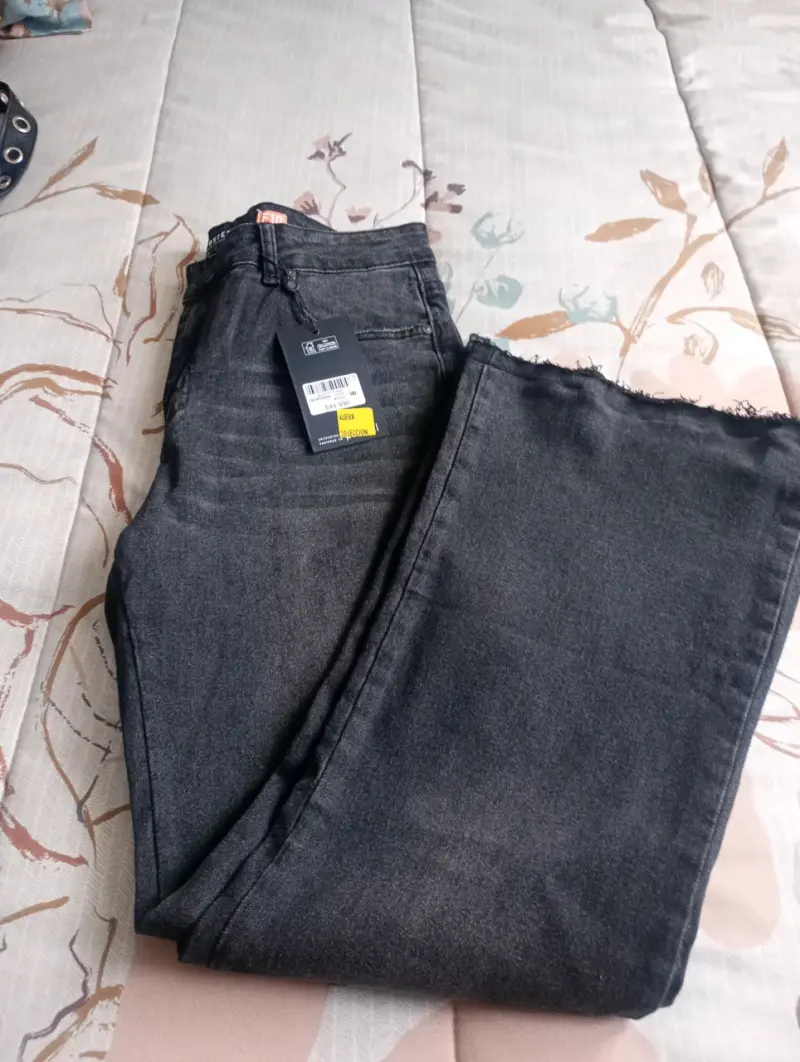 Jeans anchos gris oscuro para mujer - 1