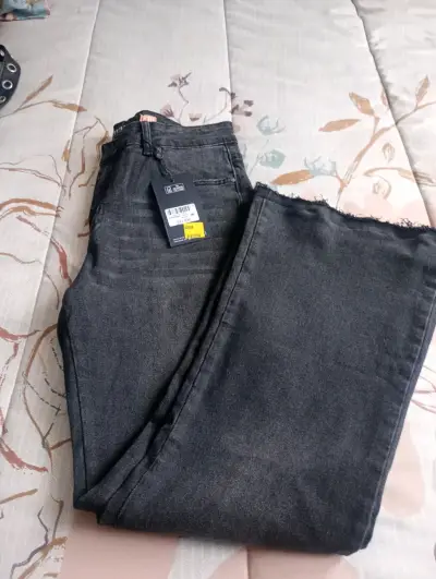 Jeans anchos gris oscuro para mujer - miniatura 1
