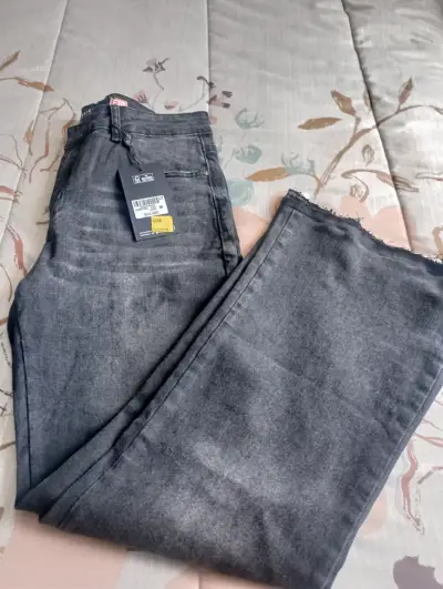 Jeans anchos gris oscuro para mujer - miniatura 6