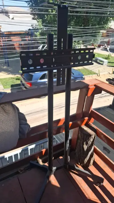 Soporte de TV ajustable para piso - miniatura 1