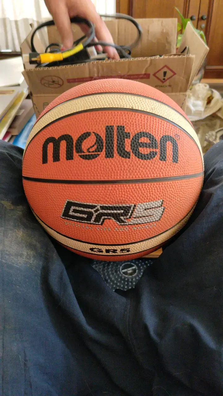 Balón de baloncesto Molten GR5 - 1