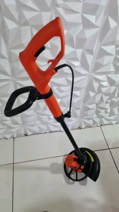 Podadora eléctrica Black & Decker GL600N con mango ajustable - miniatura 3