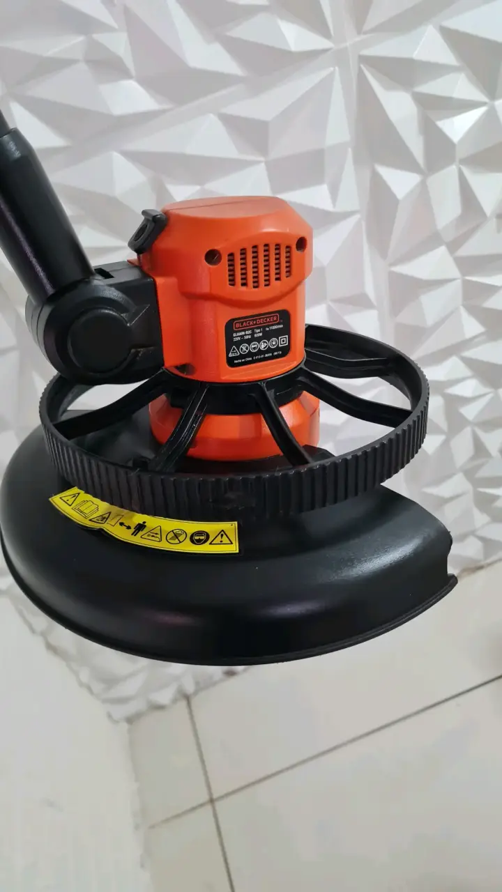 Podadora eléctrica Black & Decker GL600N con mango ajustable - 4