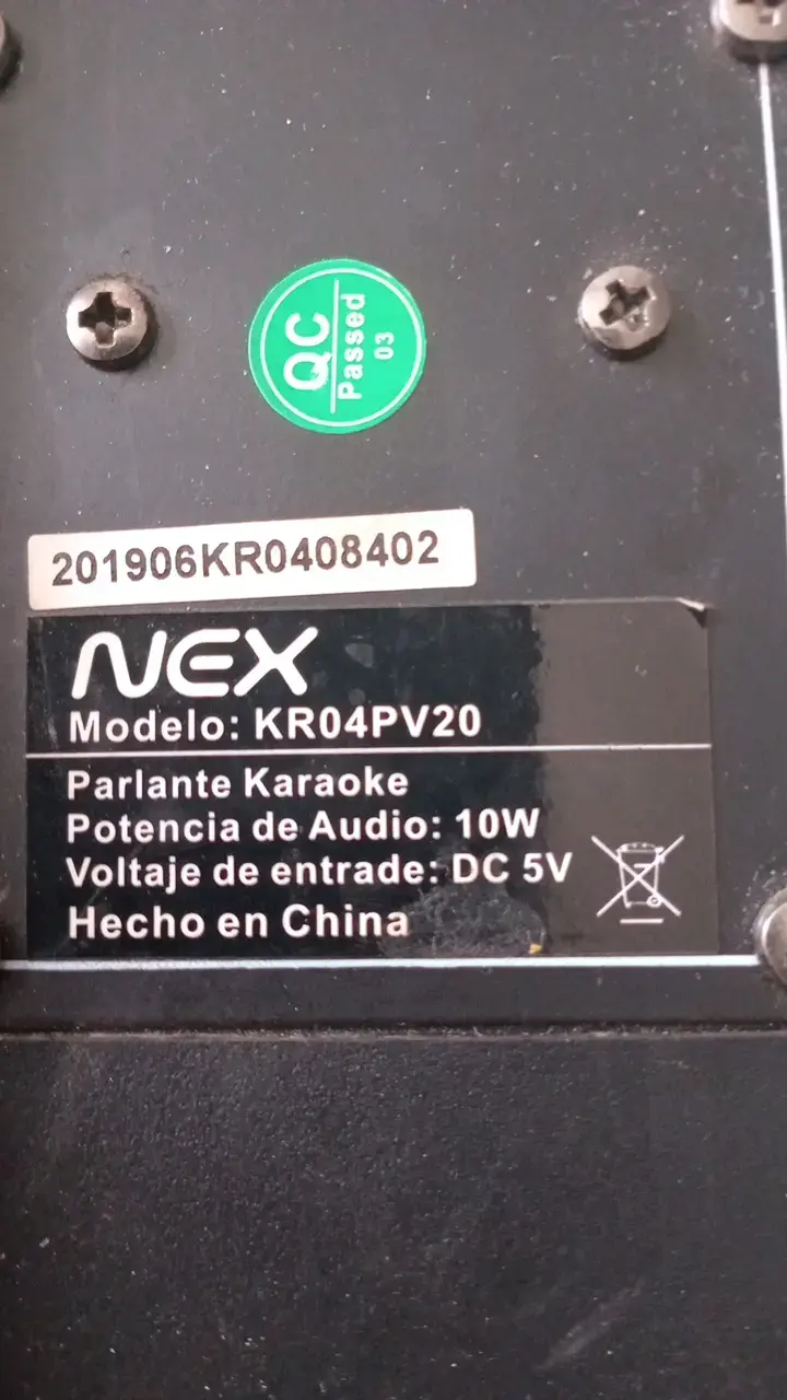 Parlante portátil Nex con entrada USB y AUX - 5