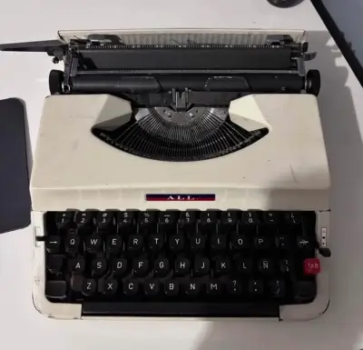 Máquina de escribir portátil ALL vintage - miniatura 1