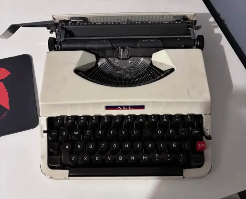 Máquina de escribir portátil ALL vintage - 2