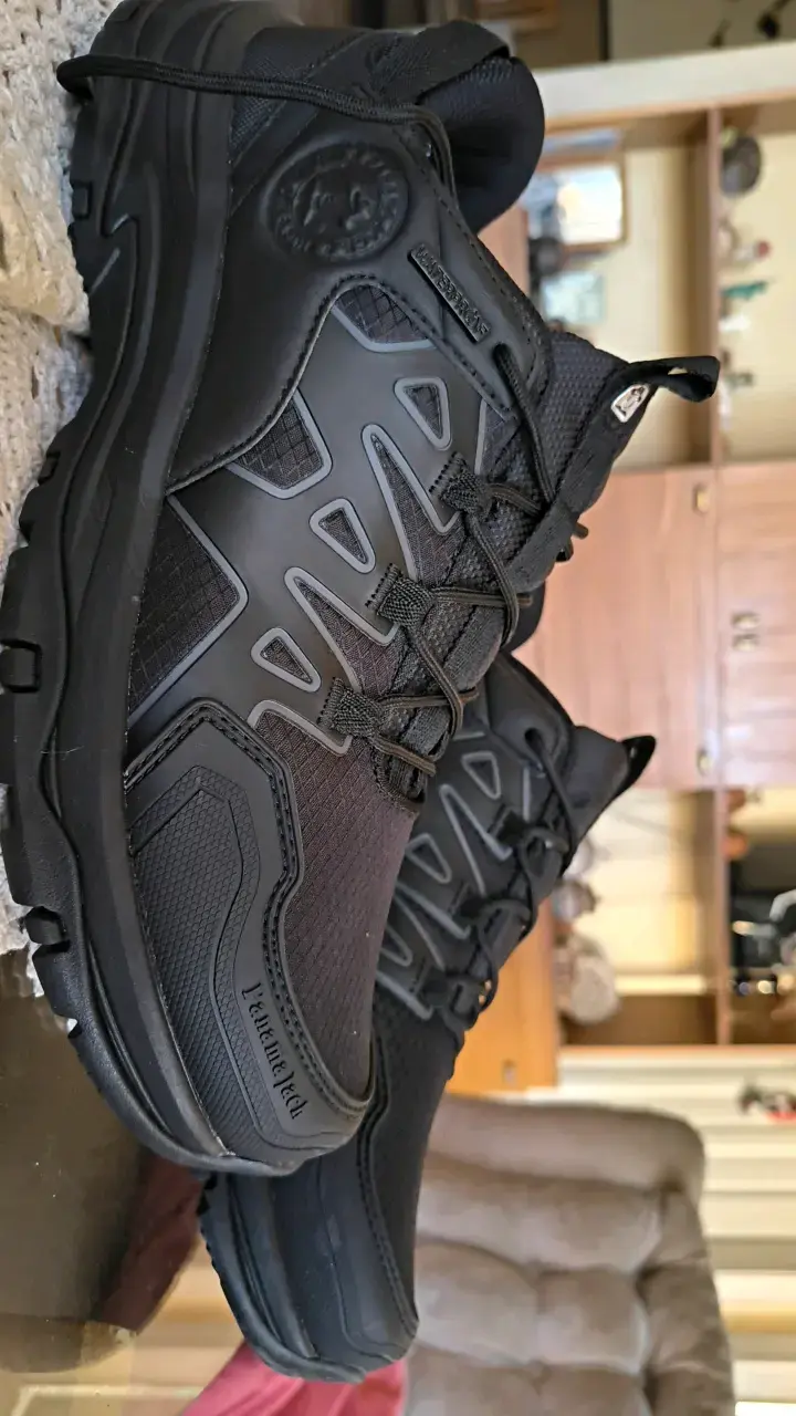 Zapatillas negras de trekking impermeables - 6
