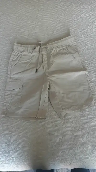 Shorts cargo beige para niño - miniatura 1